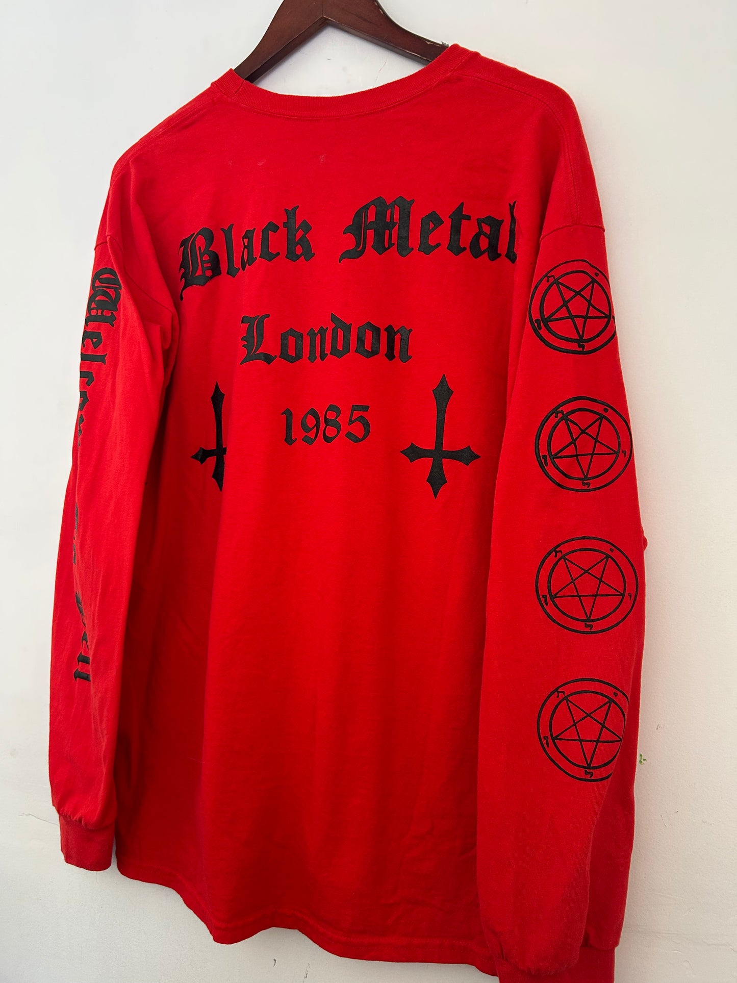 Version 7. VENOM tribute Red Vintage Long Sleeve